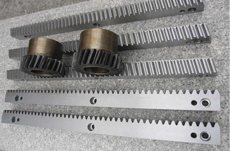 Helical Gear Rack M4 Left Back Customized Length Low Roughness CNC Gear Rack