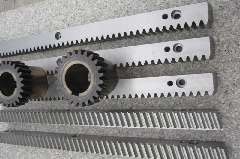 Helical Gear Rack M4 Left Back Customized Length Low Roughness CNC Gear Rack